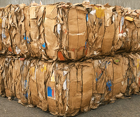 Photo : balles de papiers et cartons