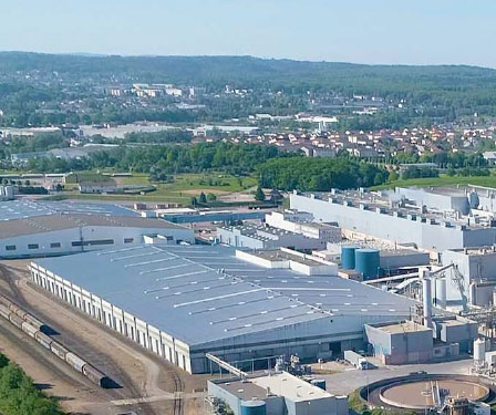 Photo : une usine de recyclage papier-carton